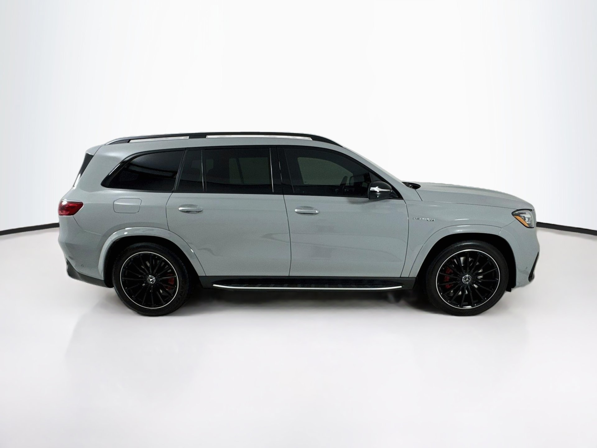 Used 2025 Mercedes-Benz GLS 63 AMG 4MATIC image 9