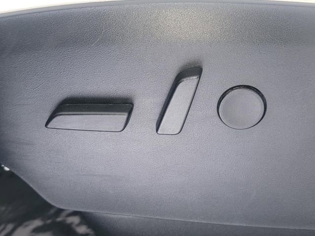 Used 2020 Tesla Model X Long Range AWD/4WD image 27