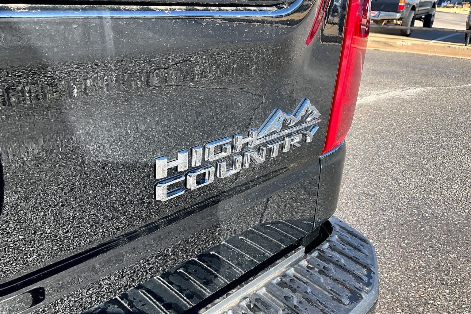 New 2026 Chevrolet Silverado 1500 High Country w/ High Country Premium Package RWD image 16