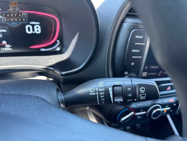 Used 2025 Kia Soul LX w/ LX Technology Package FWD image 25
