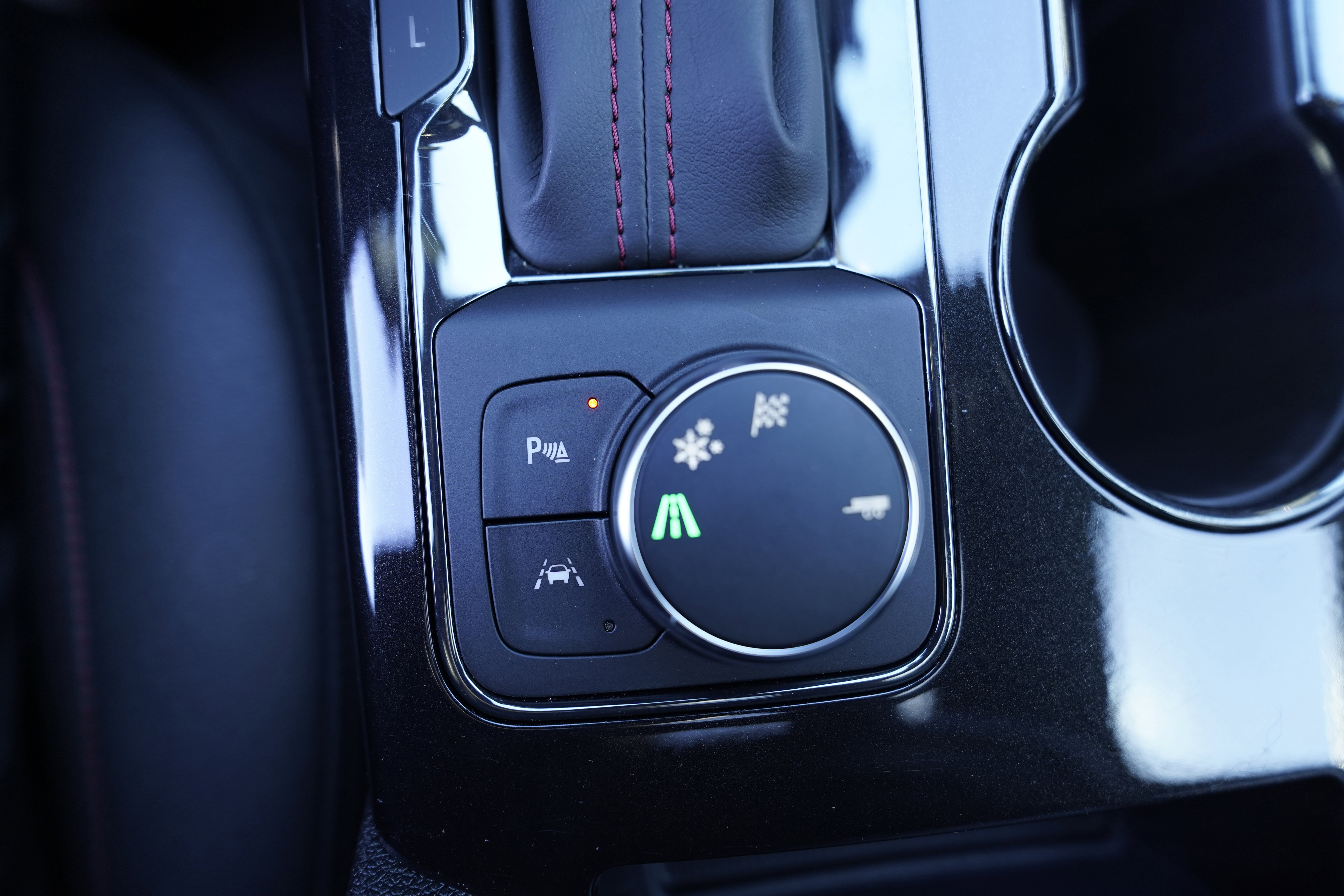 Used 2024 Chevrolet Blazer RS w/ Driver Confidence II Package image 31