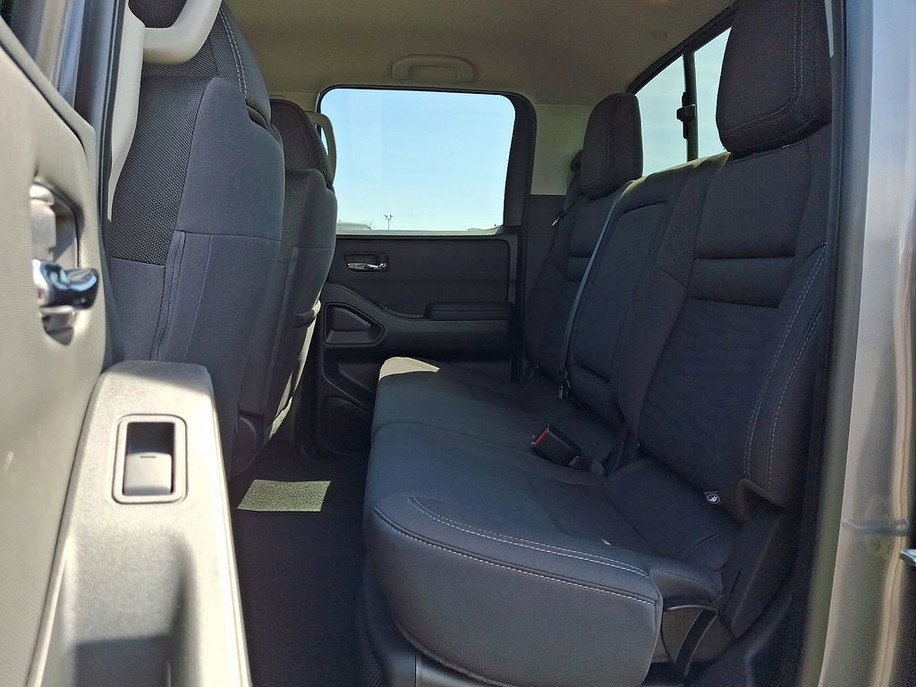 Certified 2024 Nissan Frontier SV w/ Technology Package RWD image 10