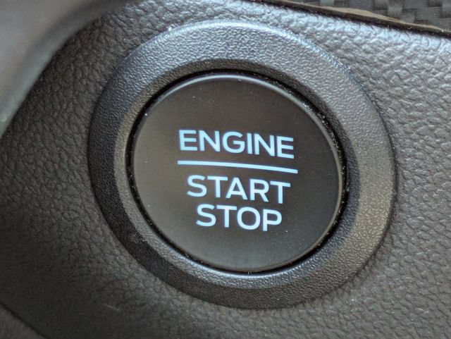 Used 2023 Ford Escape ST-Line AWD/4WD image 28