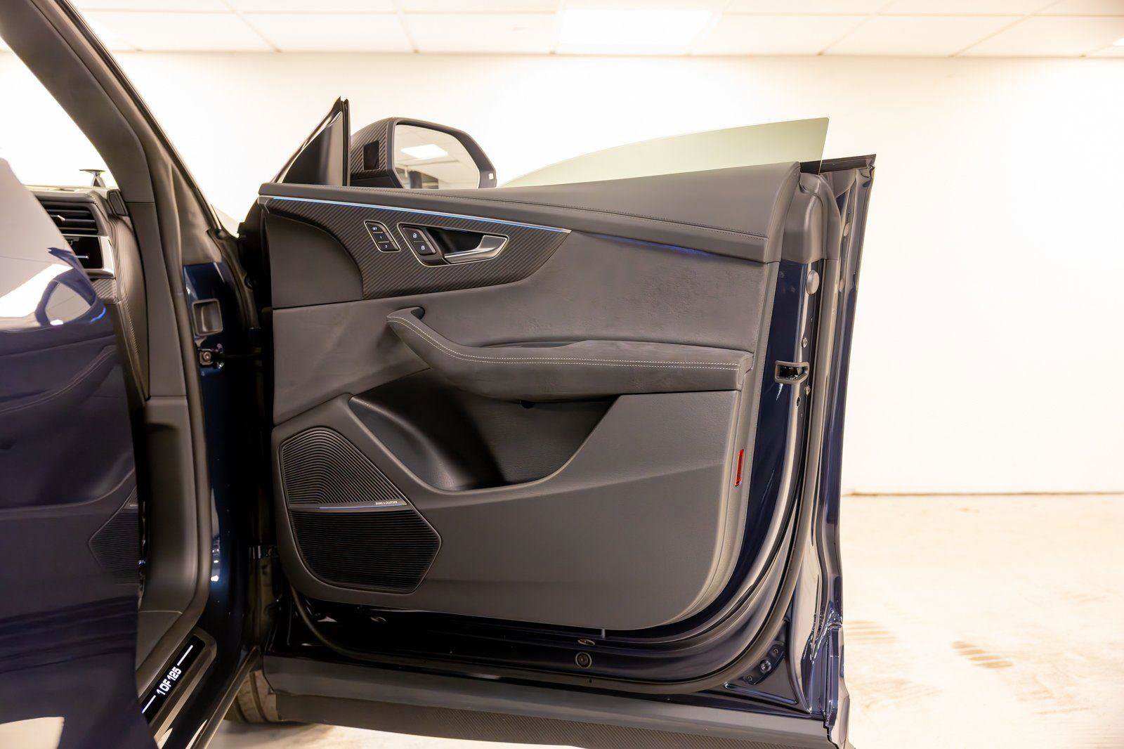 Used 2025 Audi RS Q8 performance image 58