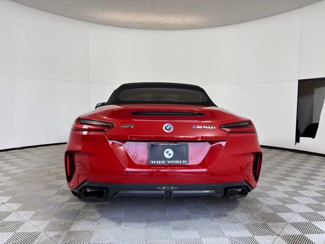 Used 2023 BMW Z4 M40i w/ Premium Package image 14