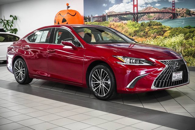 Certified 2025 Lexus ES 300h w/ Premium Package