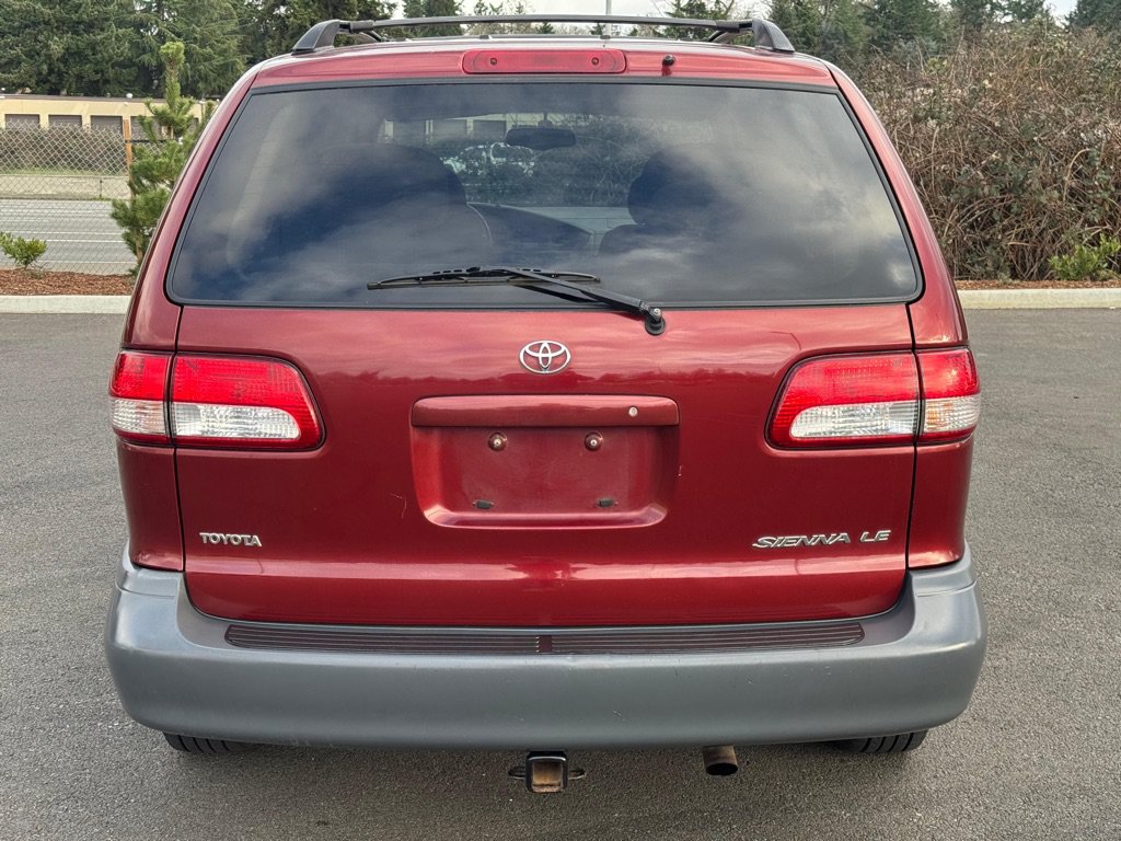 Used 2002 Toyota Sienna LE FWD image 9