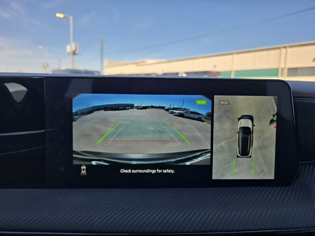 Certified 2025 Nissan Kicks SR w/ Illumination Package image 9