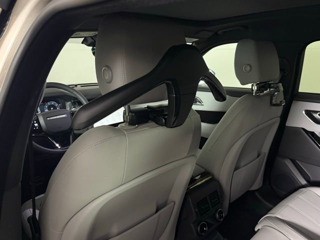 New 2026 Land Rover Range Rover Velar Dynamic SE image 29