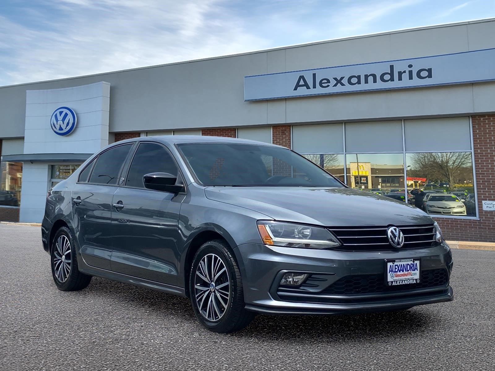 Used 2018 Volkswagen Jetta Wolfsburg Edition FWD video 1