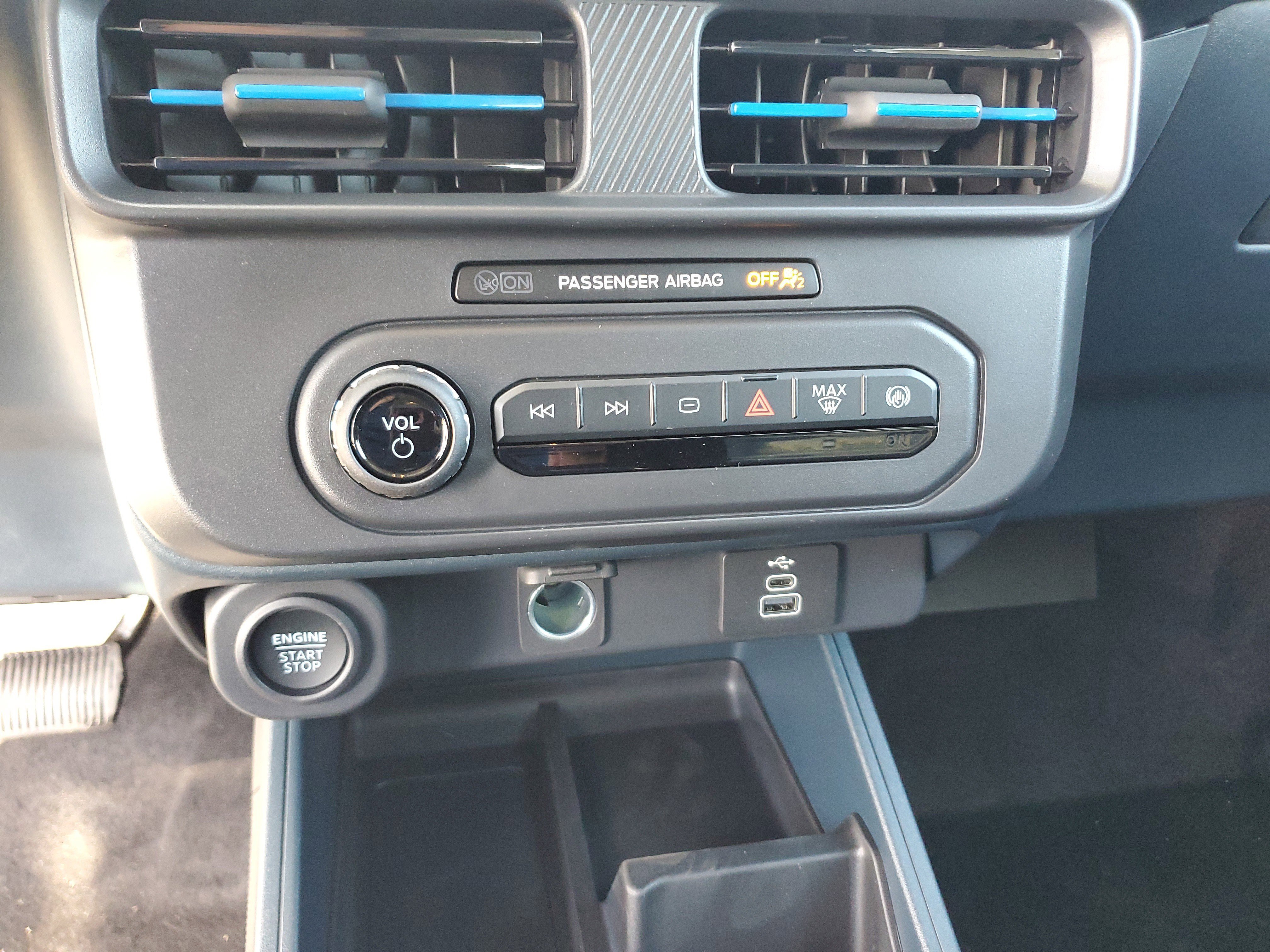 New 2026 Ford Maverick Lobo image 16