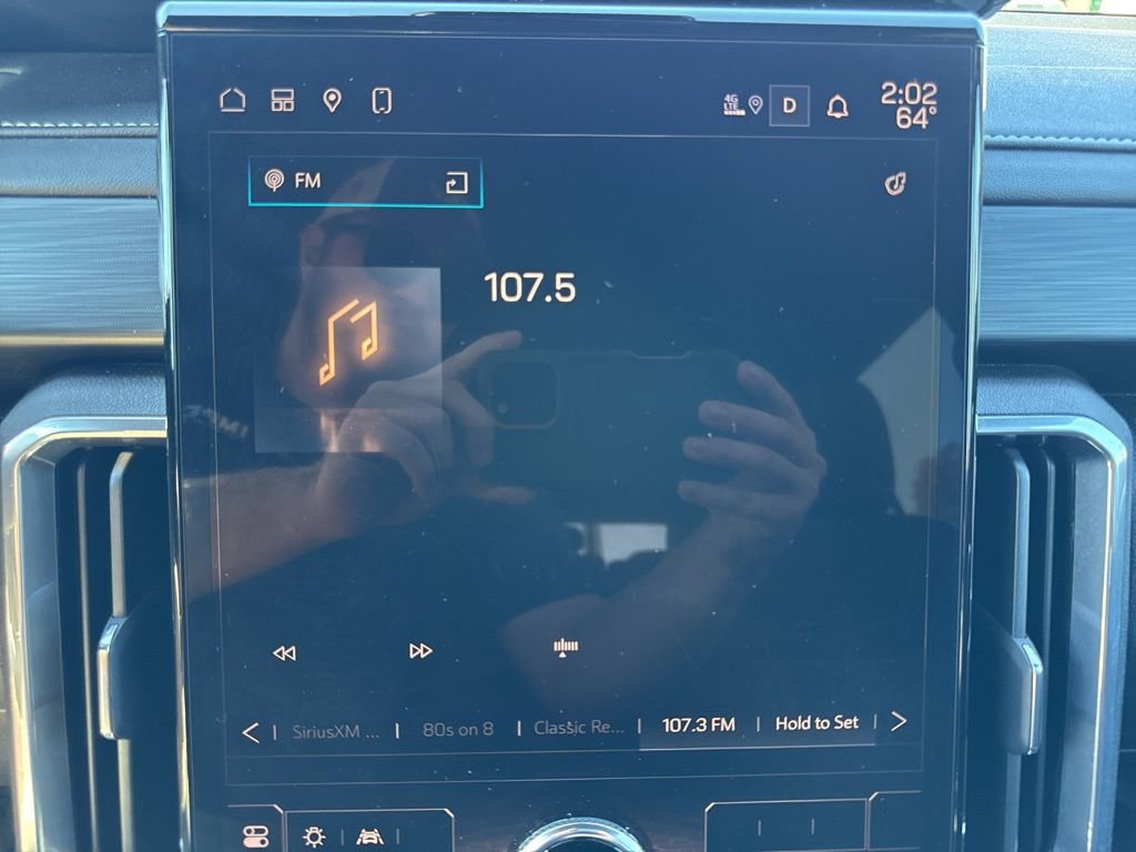 Used 2025 GMC Acadia Elevation FWD image 18