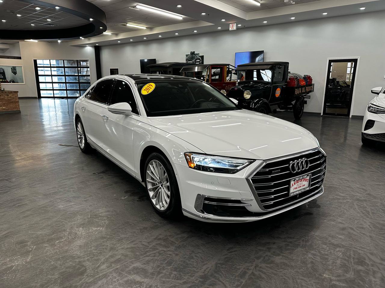 Used 2019 Audi A8 L 3.0T w/ Executive Package image 3