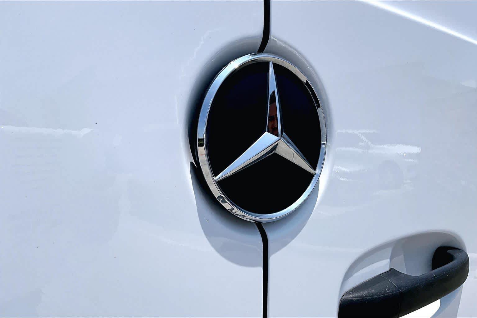 Used 2023 Mercedes-Benz Sprinter 1500 image 30