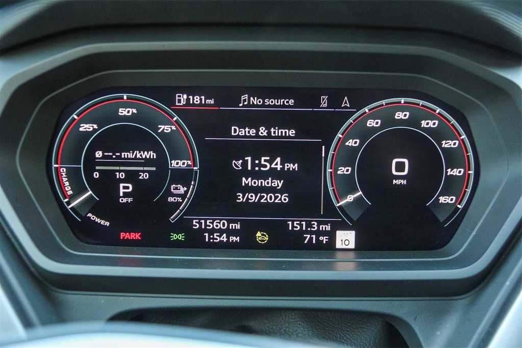 Used 2023 Audi Q4 e-tron Premium Plus w/ Premium Plus image 24