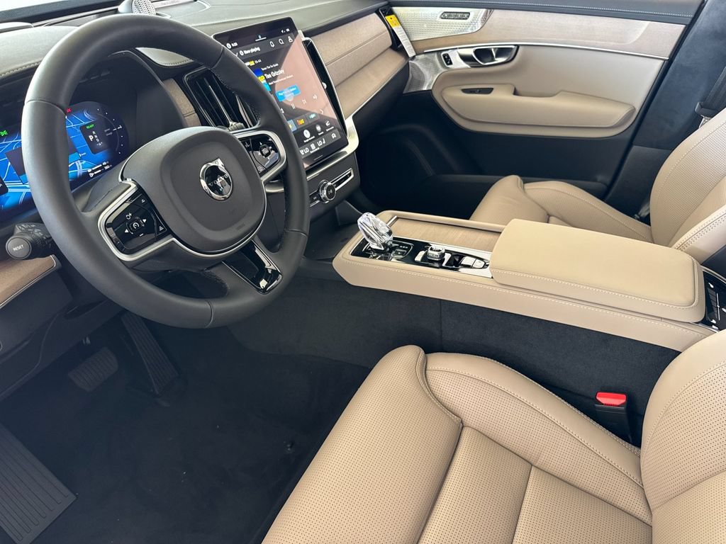 New 2026 Volvo XC90 T8 Ultra w/ Lounge Package AWD/4WD image 9