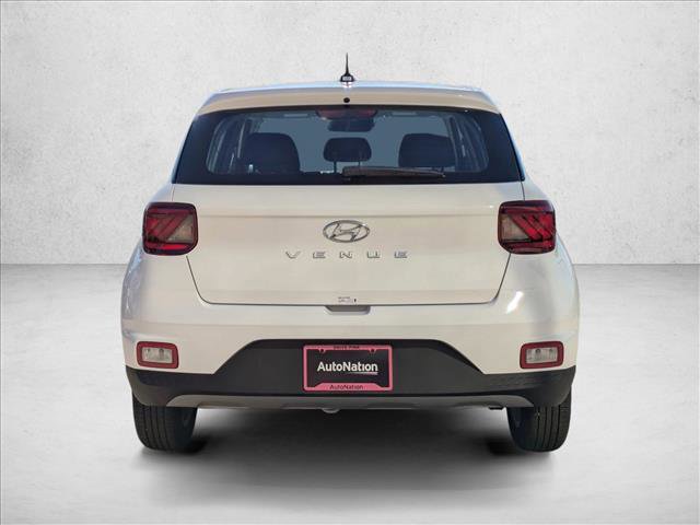 New 2026 Hyundai Venue SE image 8