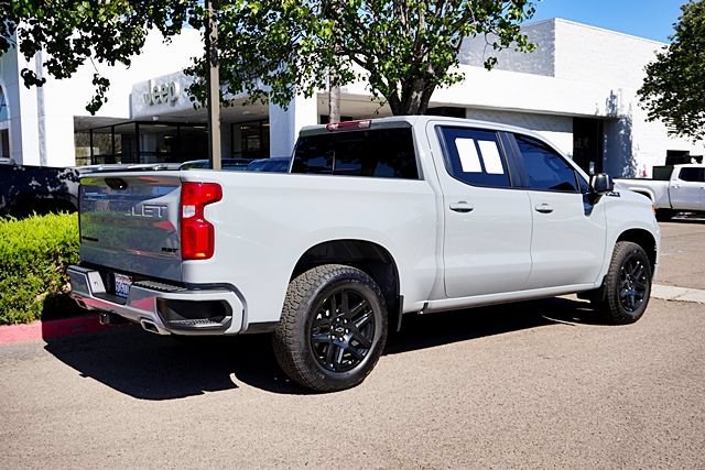 Used 2024 Chevrolet Silverado 1500 RST w/ Convenience Package II AWD/4WD image 9