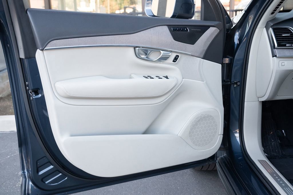 Used 2021 Volvo XC90 T6 Inscription w/ Advanced Package AWD/4WD image 21