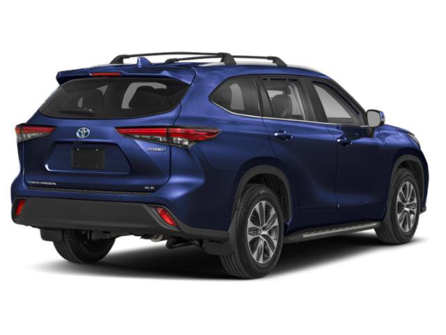 Used 2026 Toyota Highlander XLE AWD/4WD image 2