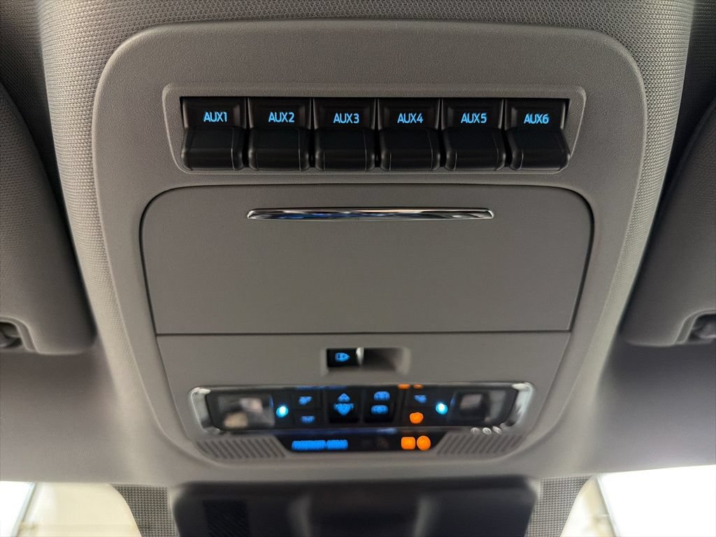New 2026 Ford F350 Lariat w/ Black Appearance Package AWD/4WD image 27