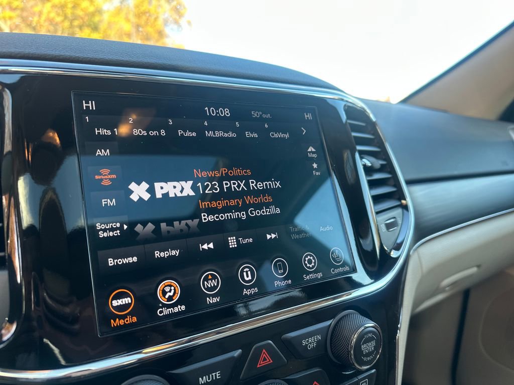 Used 2021 Jeep Grand Cherokee Limited image 9