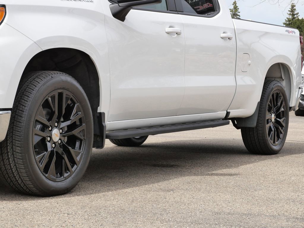 Used 2025 Chevrolet Silverado 1500 LT w/ Work Truck Package AWD/4WD image 5