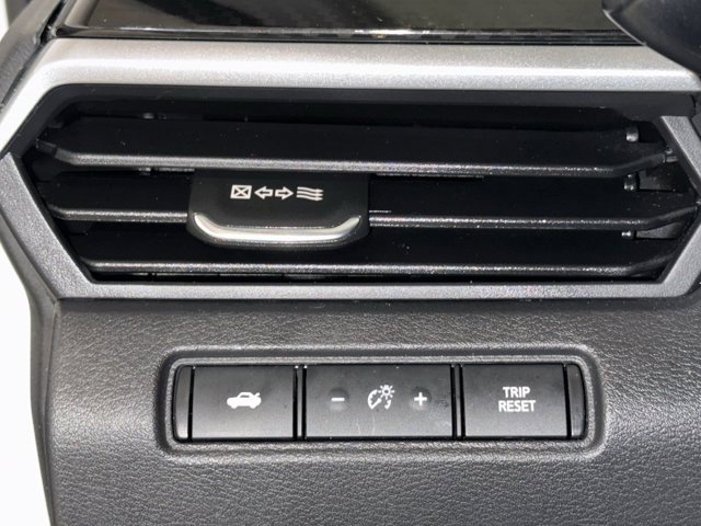 Used 2023 Nissan Altima 2.5 SR w/ SR Premium Package image 24