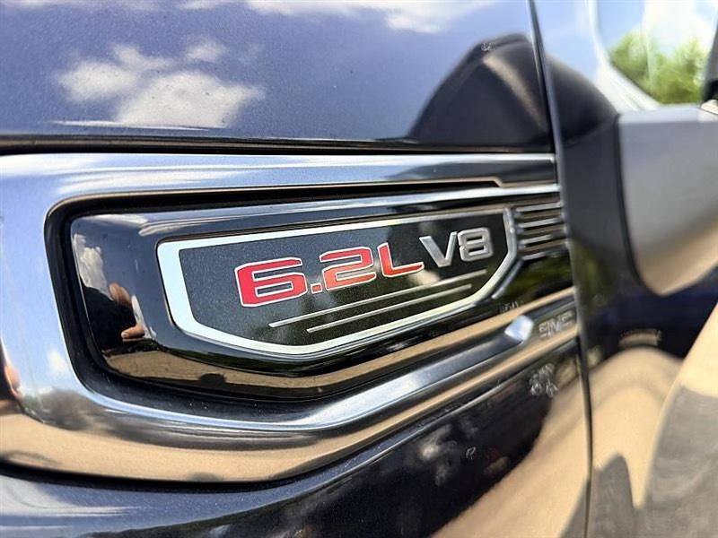 Used 2024 GMC Sierra 1500 AT4 w/ Technology Package AWD/4WD image 13