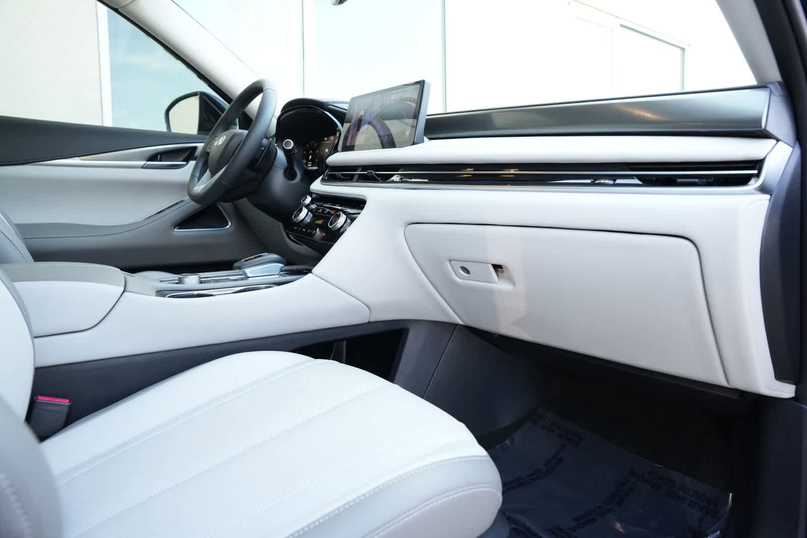 Certified 2026 INFINITI QX60 Luxe w/ Cargo Package image 22