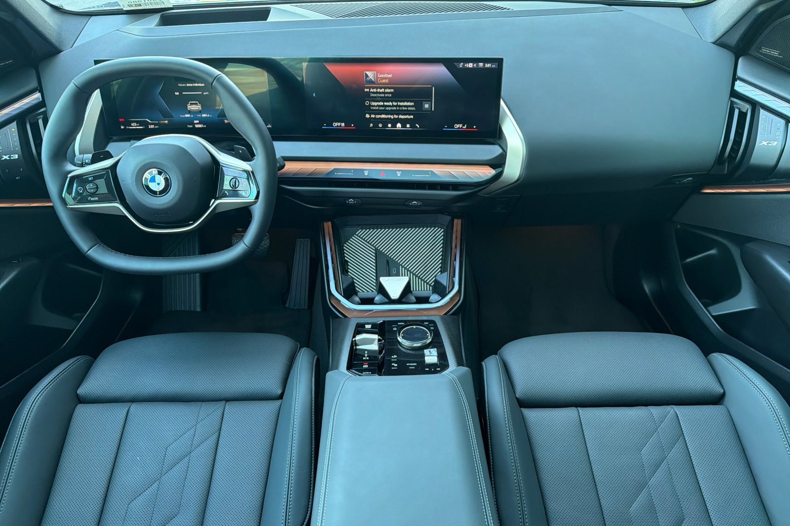 Used 2025 BMW X3 xDrive30i w/ Premium Package image 17