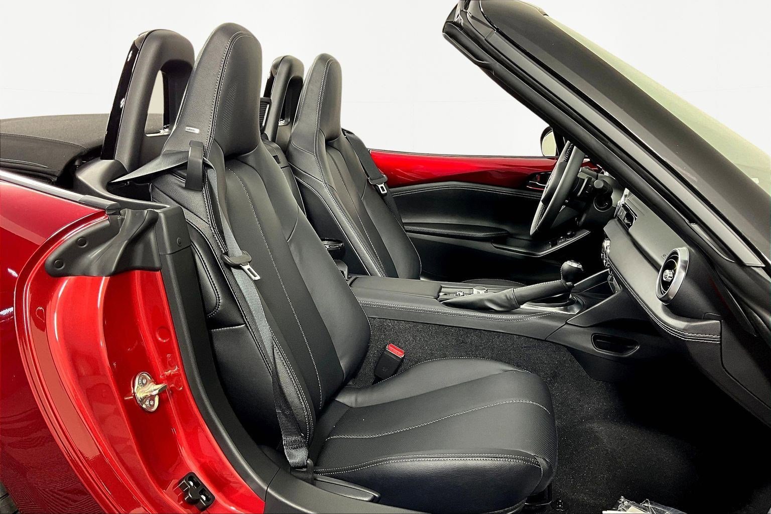 New 2026 MAZDA MX-5 Miata Grand Touring w/ Weather Package image 17