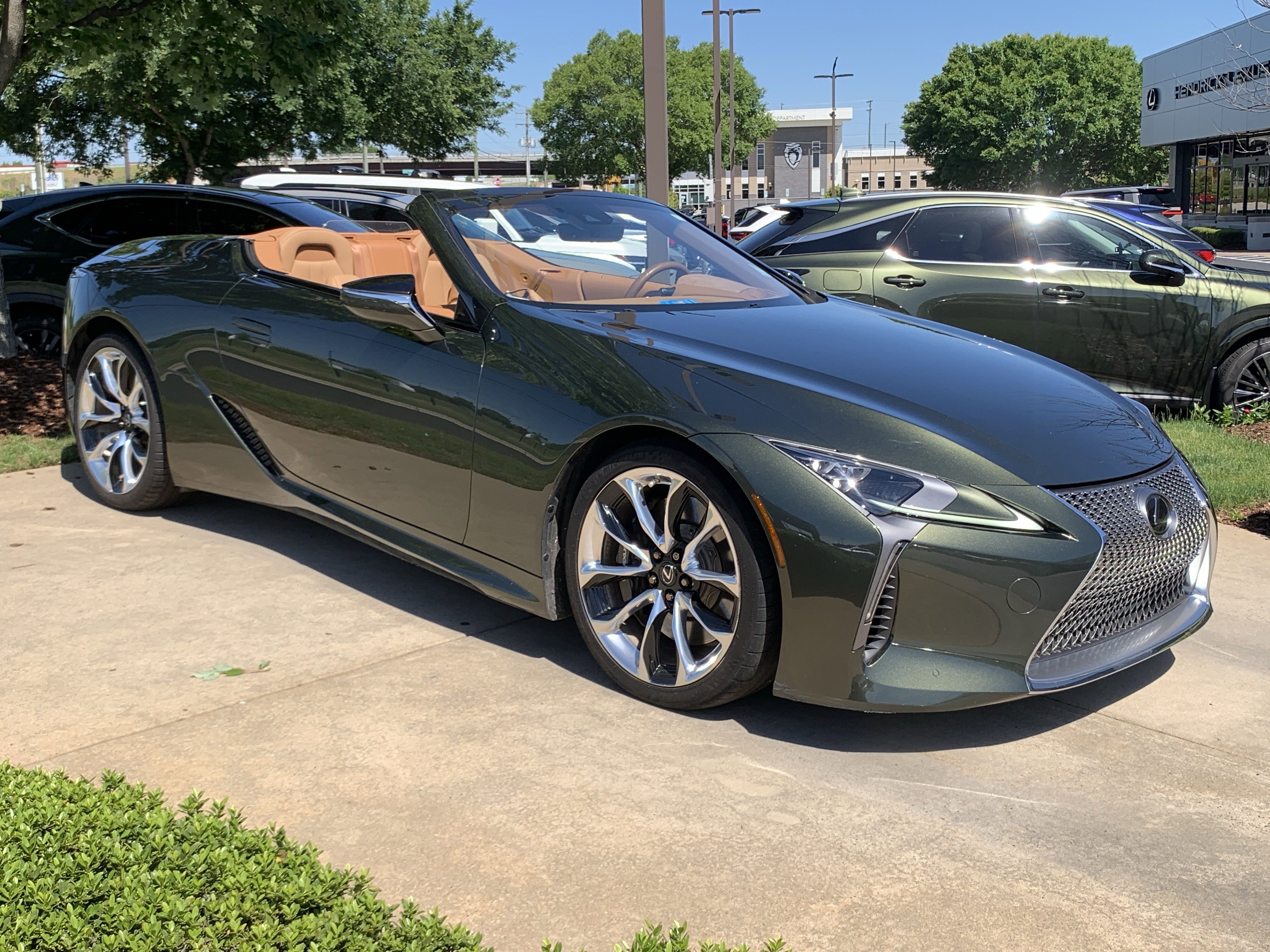 Used 2022 Lexus LC 500 Convertible w/ Touring Package RWD image 32