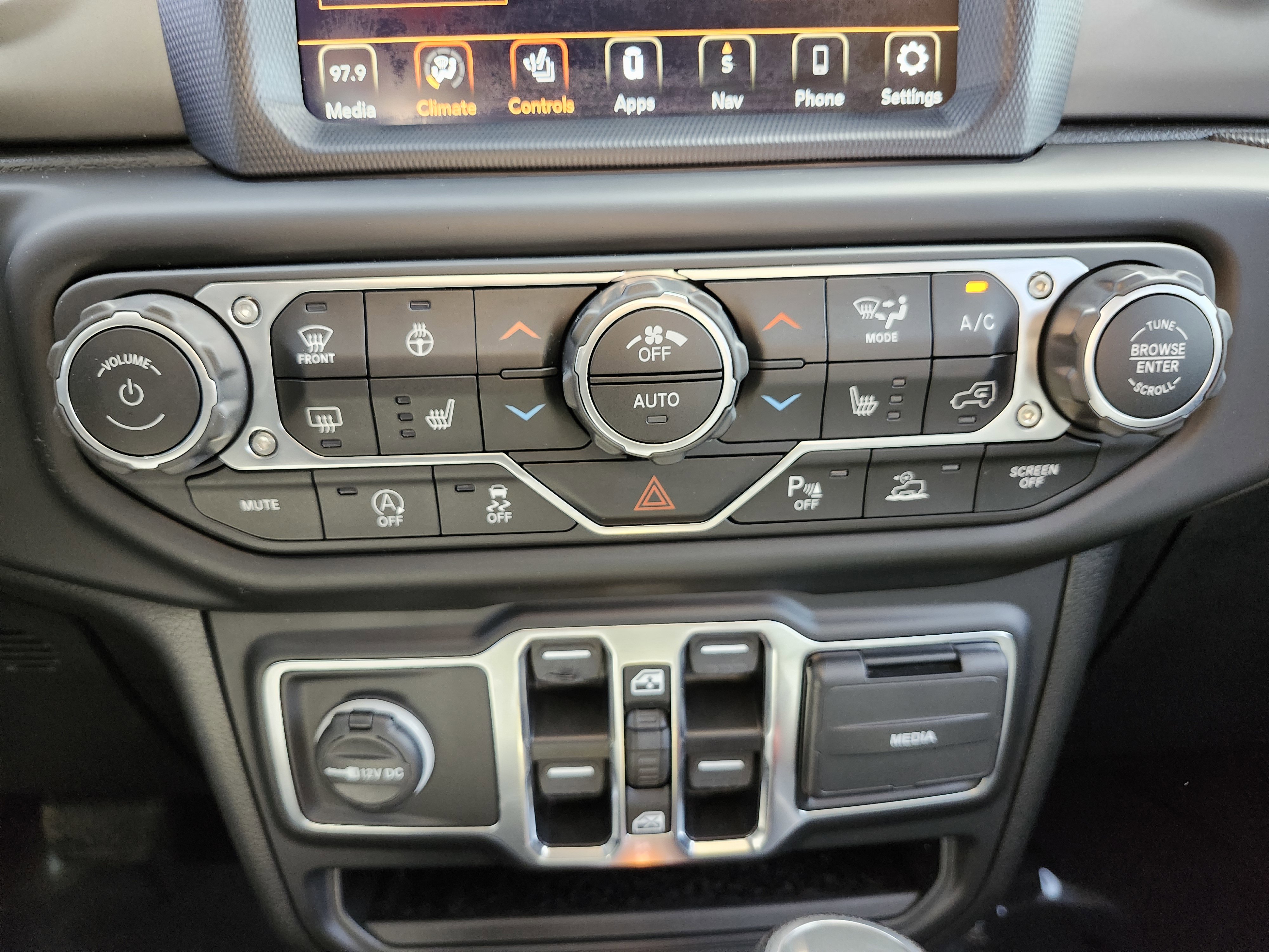 Used 2020 Jeep Gladiator Sport w/ Quick Order Package 24S image 31