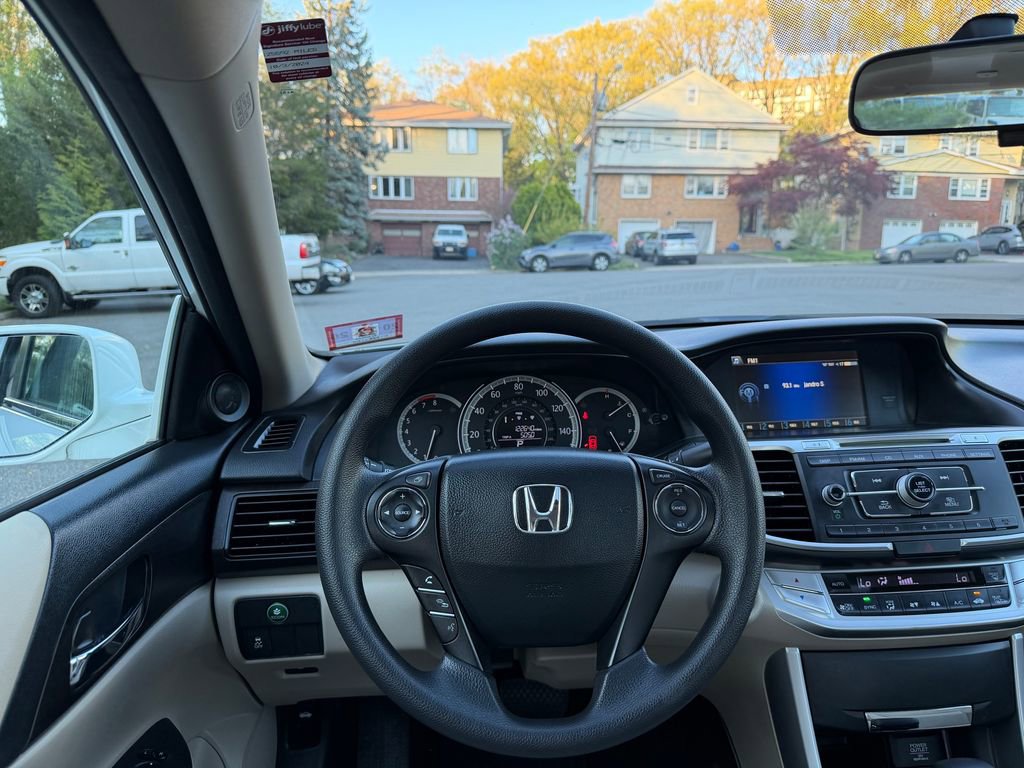 Used 2014 Honda Accord EX image 25