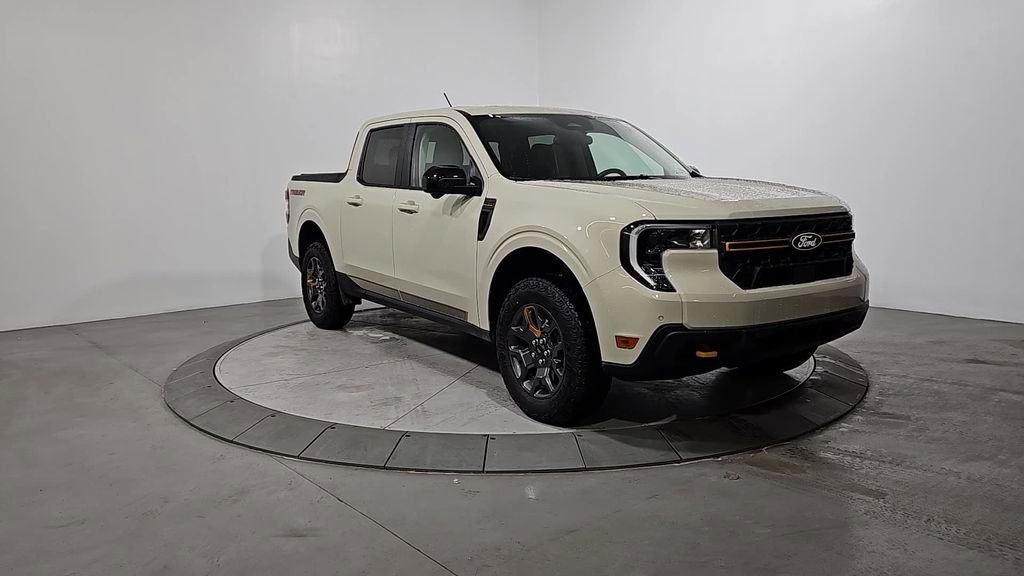 Used 2025 Ford Maverick Tremor image 8