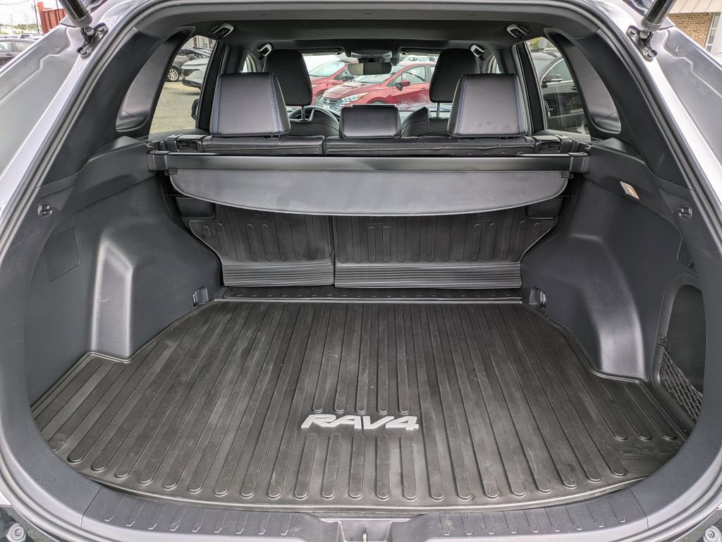Used 2022 Toyota RAV4 XSE w/ XSE Grade Weather Package AWD/4WD image 14
