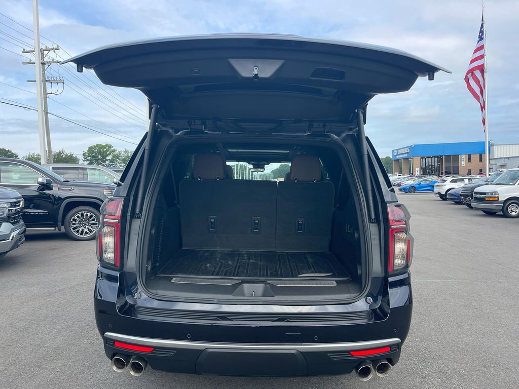 Used 2023 Chevrolet Suburban High Country w/ Premium Package 2 image 31