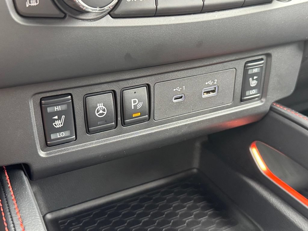 Used 2025 Nissan Frontier PRO-4X w/ Pro Convenience Package AWD/4WD image 21