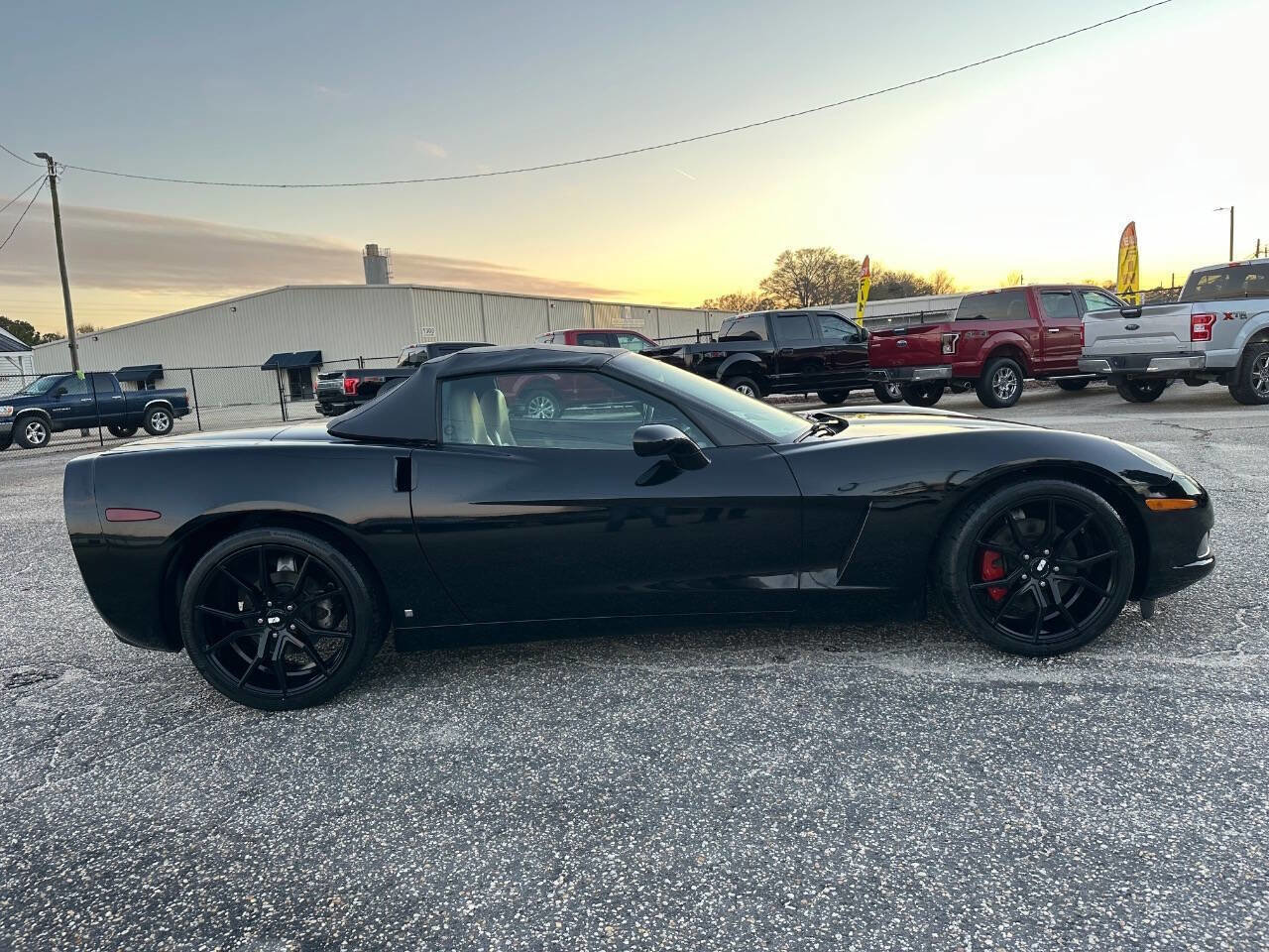 Used 2006 Chevrolet Corvette Convertible w/ Preferred Equipment Group image 22