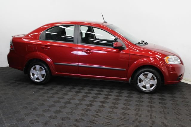 Used 2011 Chevrolet Aveo LT w/ Power and Convenience Package FWD image 4