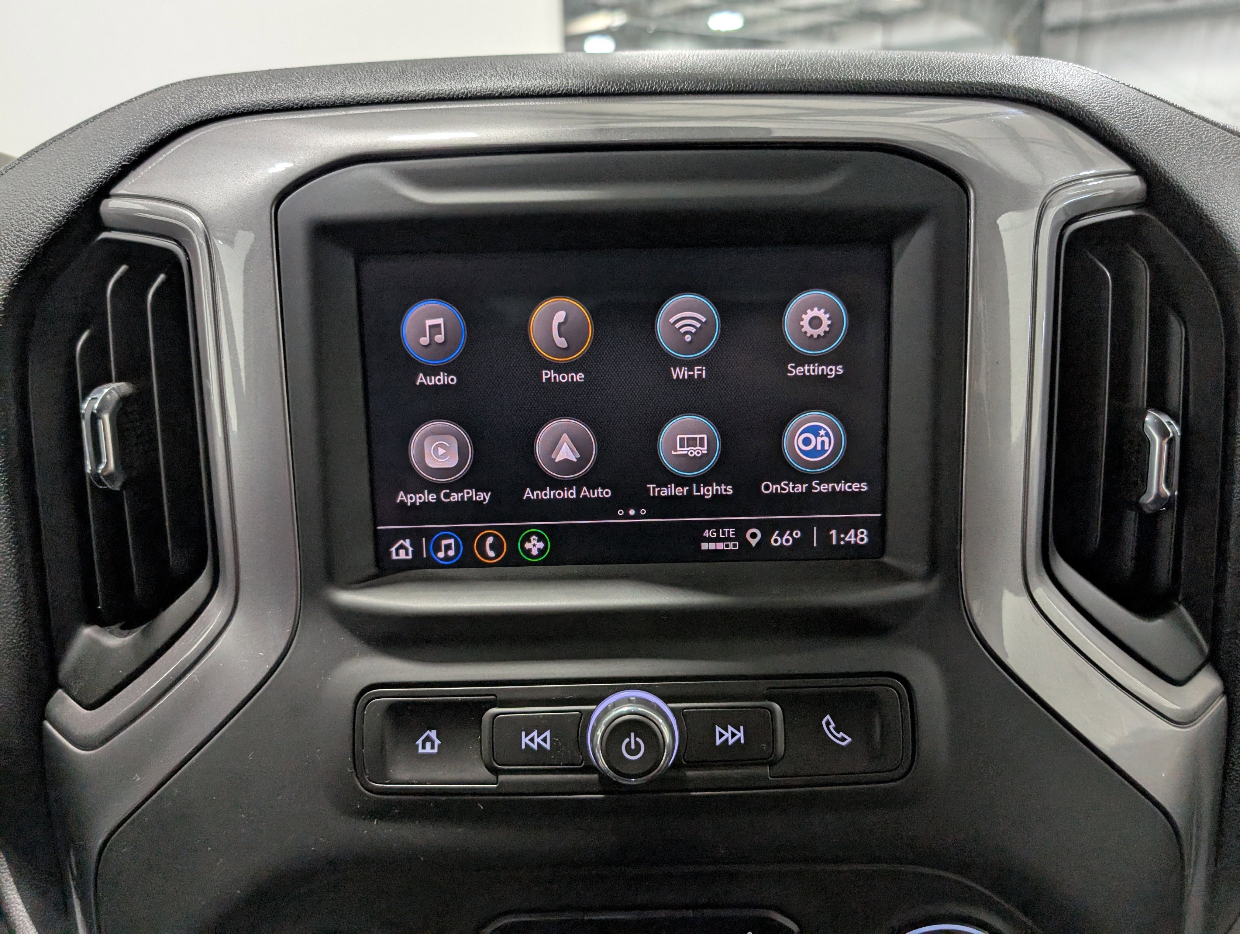 Used 2024 Chevrolet Silverado 1500 Custom image 23