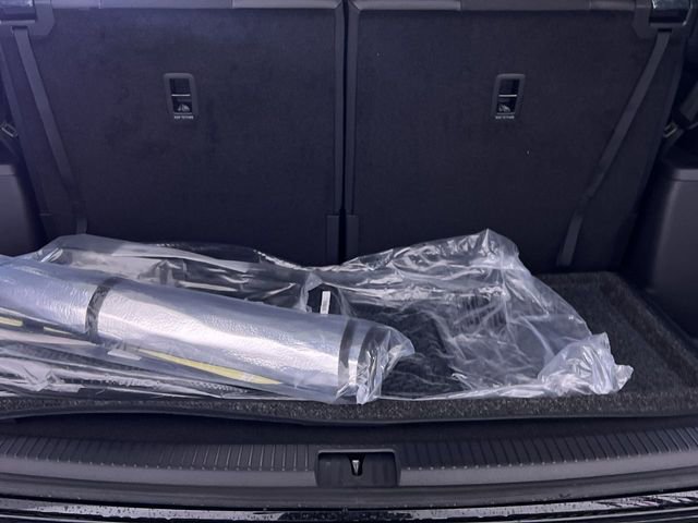 New 2025 Volkswagen Atlas SEL image 25