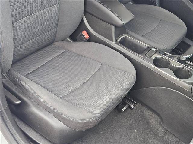 Used 2019 Chevrolet Cruze LT w/ LT Fleet Convenience Package FWD image 22