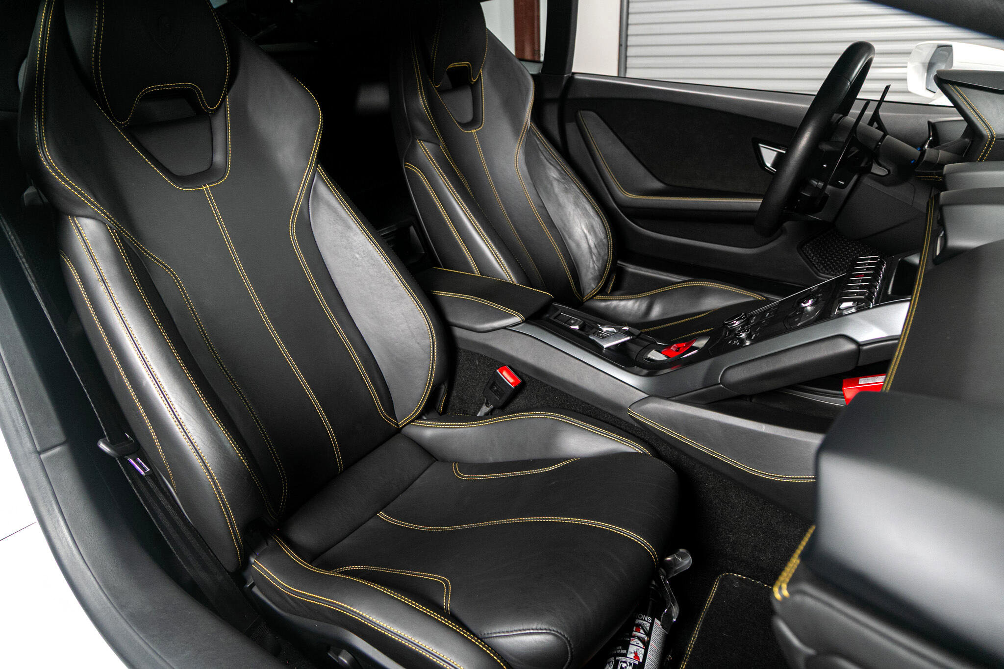 Used 2015 Lamborghini Huracan LP 610-4 image 59