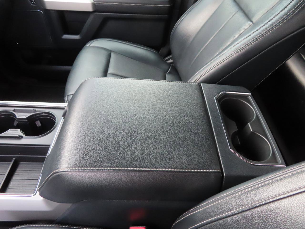 Used 2022 Ford F250 Lariat w/ Chrome Package image 43