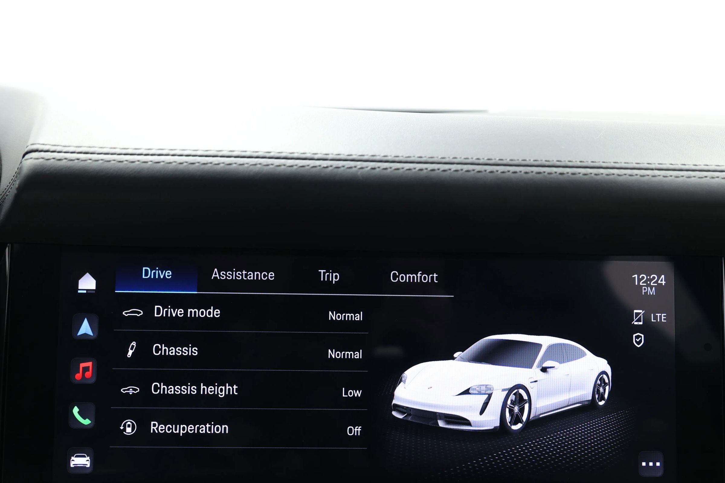 Used 2022 Porsche Taycan image 24