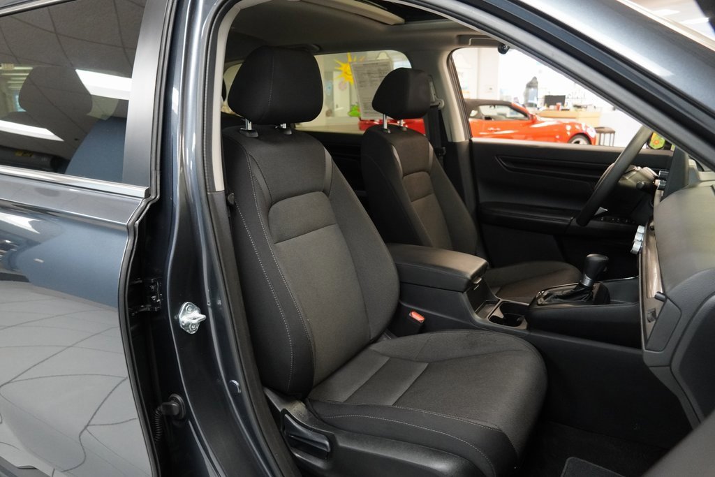 Used 2025 Honda CR-V EX image 28