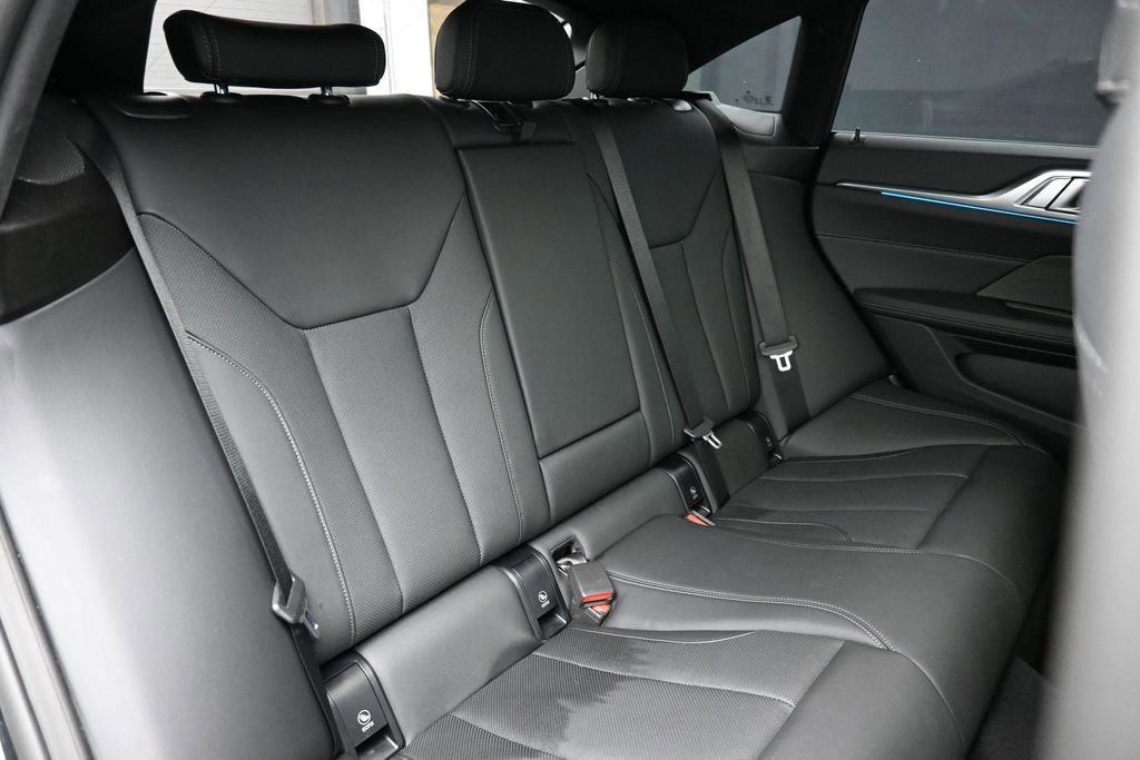 Used 2025 BMW i4 xDrive40i w/ M Sport Package AWD/4WD image 23