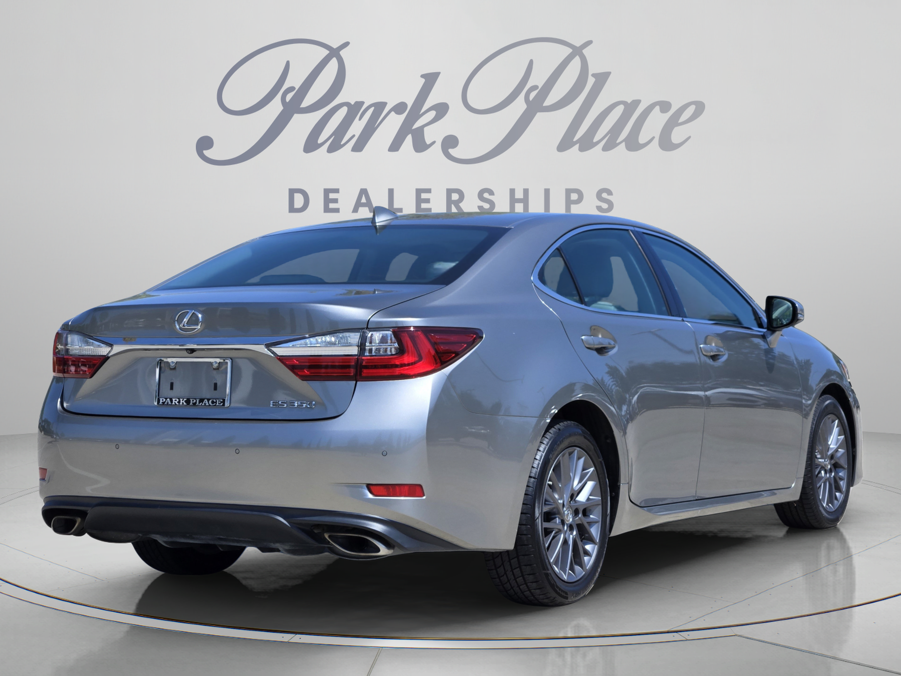 Used 2018 Lexus ES 350 w/ Premier Package FWD image 5